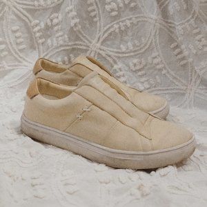 Onitsuka Tiger Slip on Leather Beige Sneaker